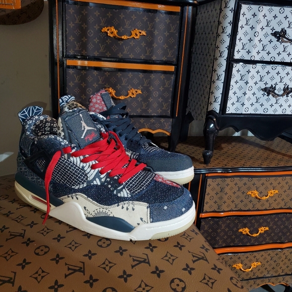 Jordan 4 SHASHIKO SIZE 12 - Picture 3 of 6